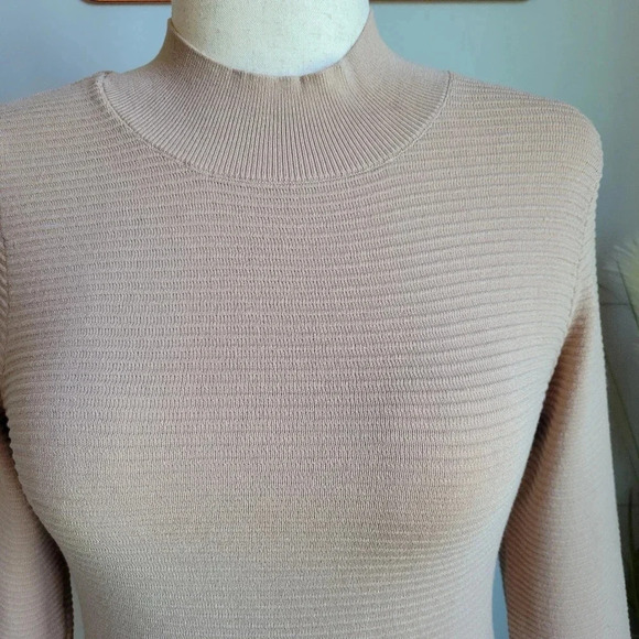Revolve, 525 America New Latte Ribbed Mock Neck Stretch Knit Top Size Medium - Picture 2 of 10